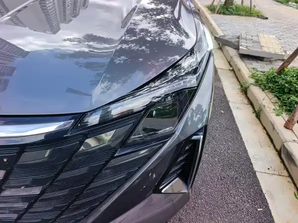 Changan UNI-Z 2024