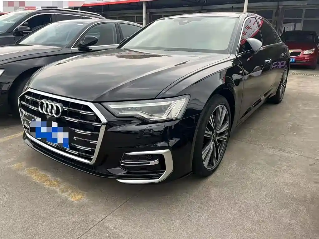 Audi A6L 2025 — фото 1