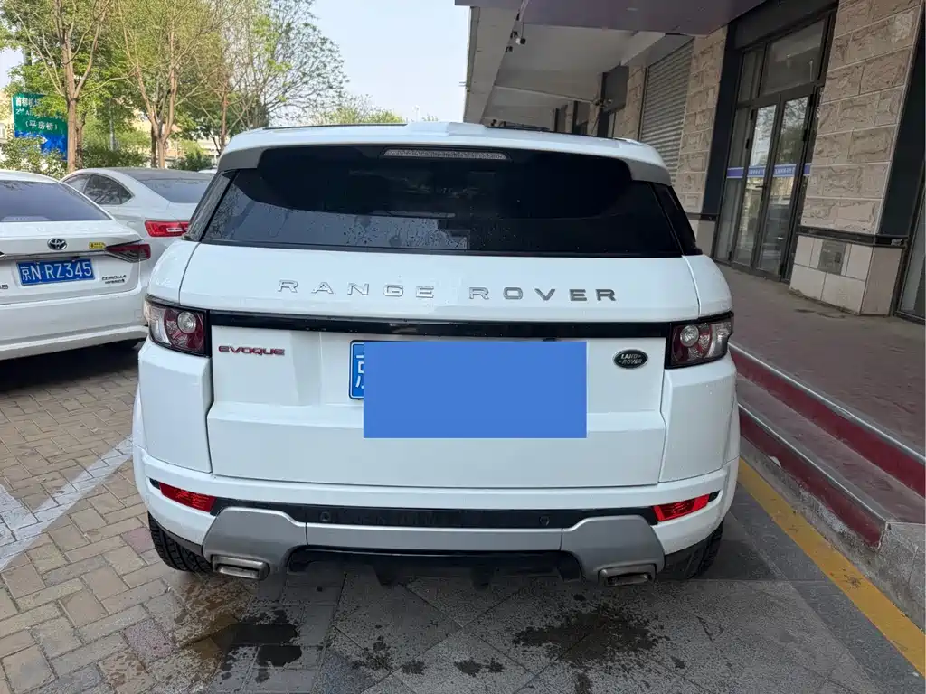 Land Rover Evoque 2014 — фото 15