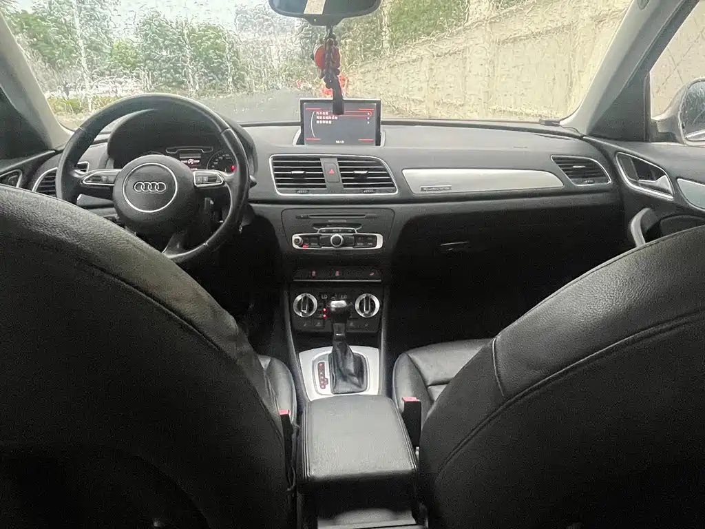 Audi Q3 2013