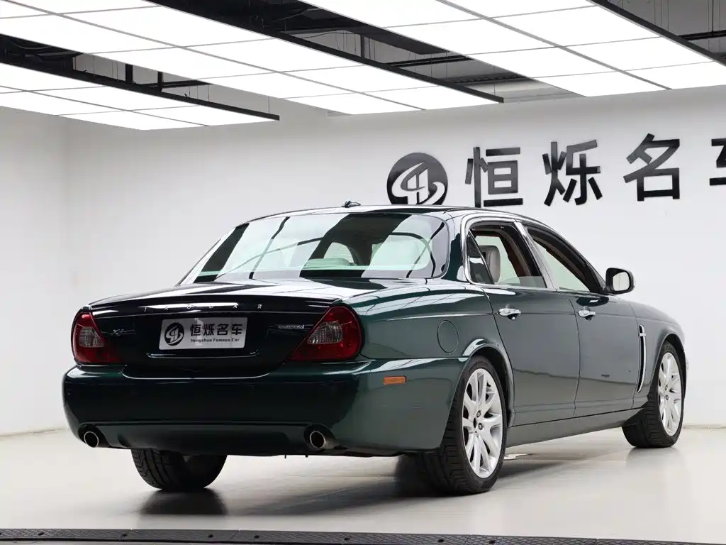 Jaguar XJ 2007 — фото 24