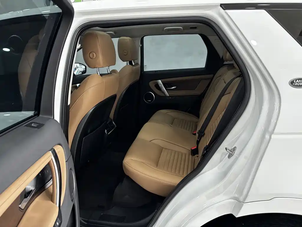 Land Rover Discovery Sport 2025 — фото 22