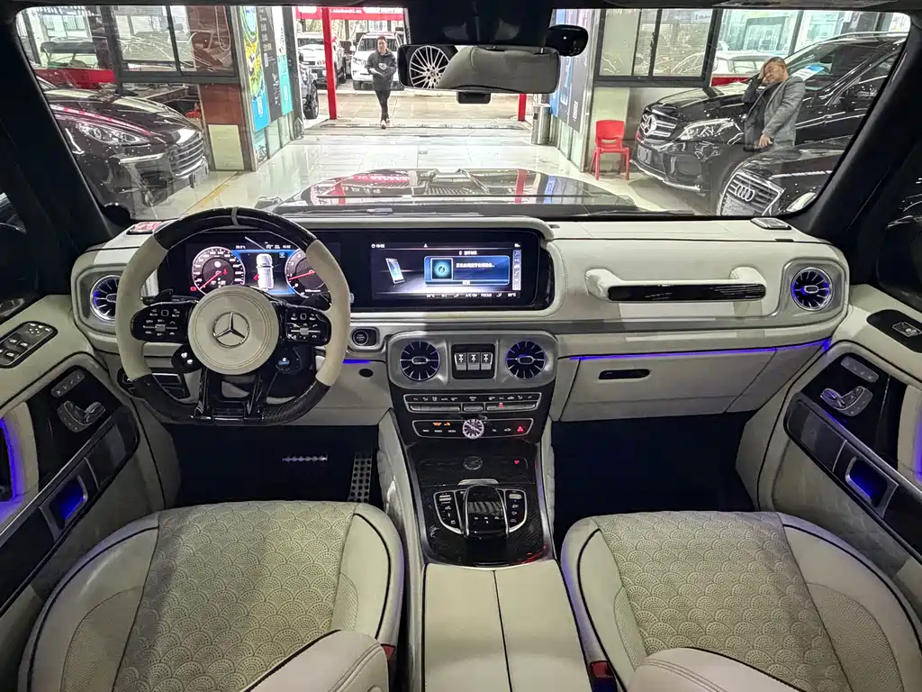 Mercedes-Benz G-Class AMG 2023 — фото 10