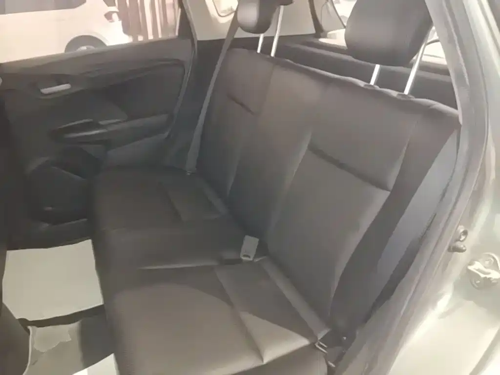 Honda Fit 2017 — фото 17