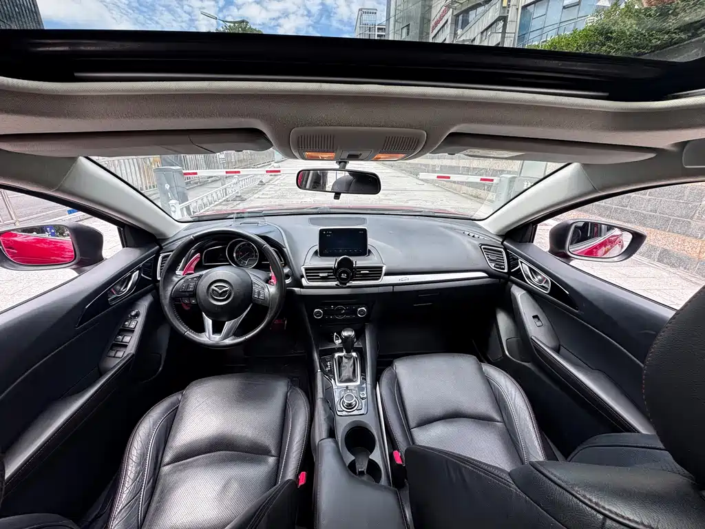 Mazda 3 Axela 2015 — фото 5