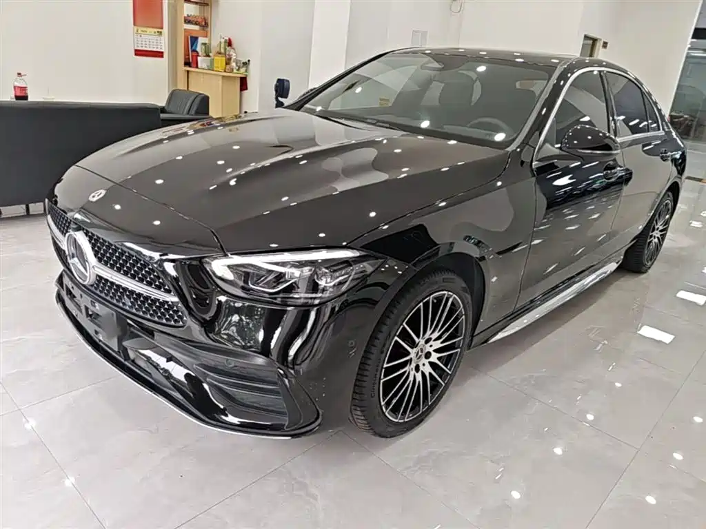 Mercedes-Benz C-Class 2023 — фото 1