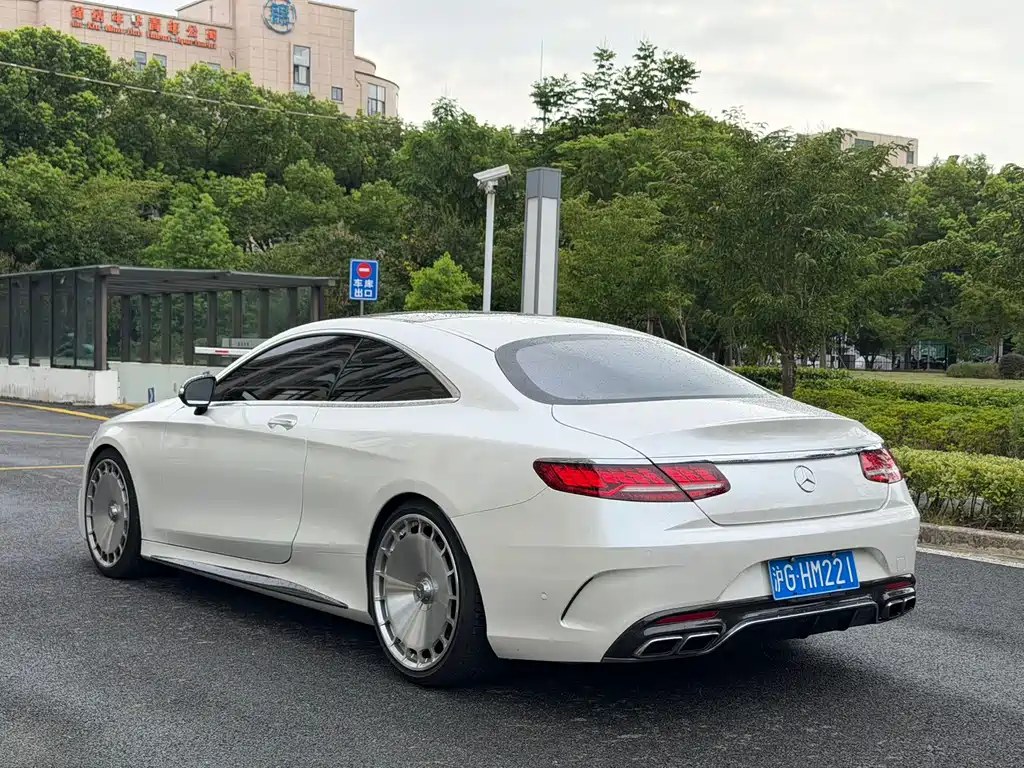Mercedes-Benz S-Class AMG 2015 — фото 17