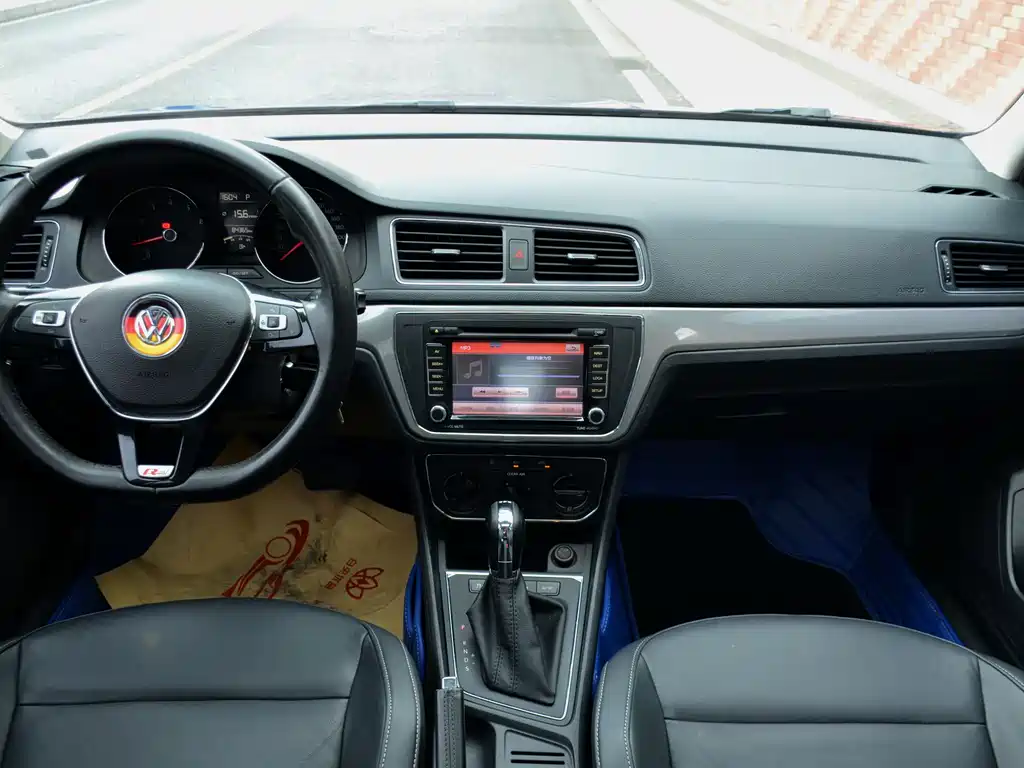 Volkswagen Gran Lavida 2015 — фото 16