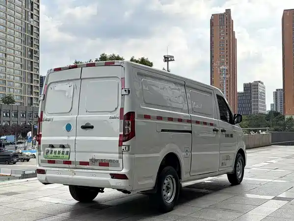 Dongfeng Yufeng EM26 2023