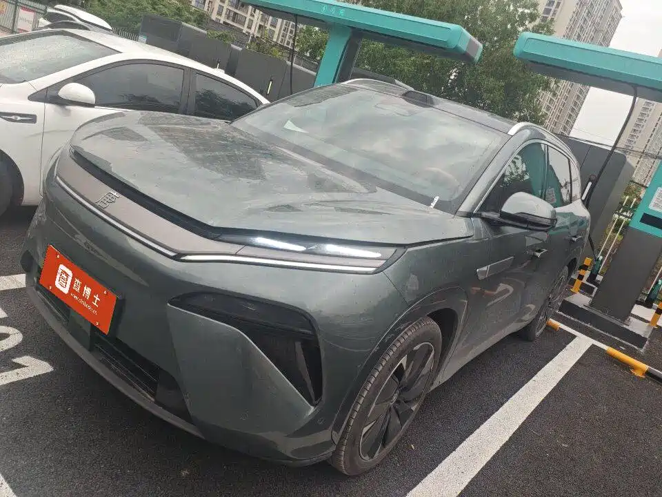 BYD Tang L 2025 — фото 1