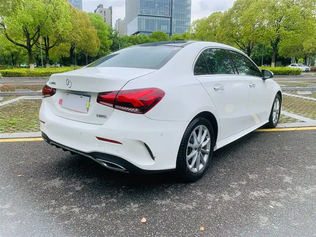 Mercedes-Benz A-Class 2020 — фото 9