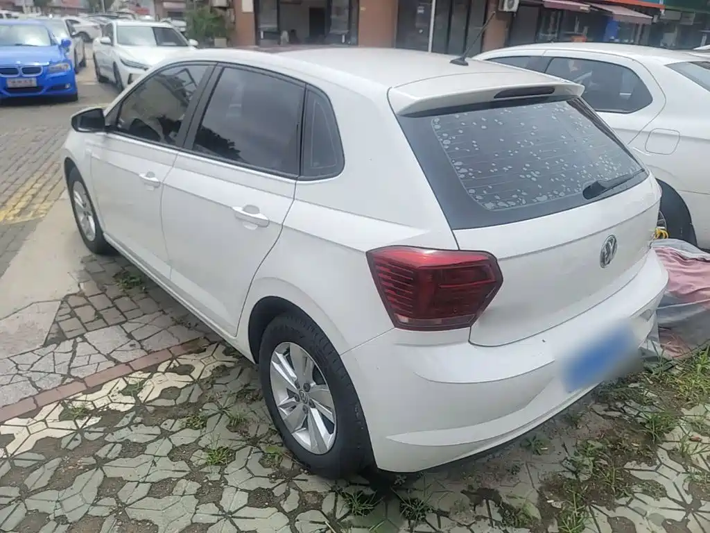 Volkswagen Polo 2021