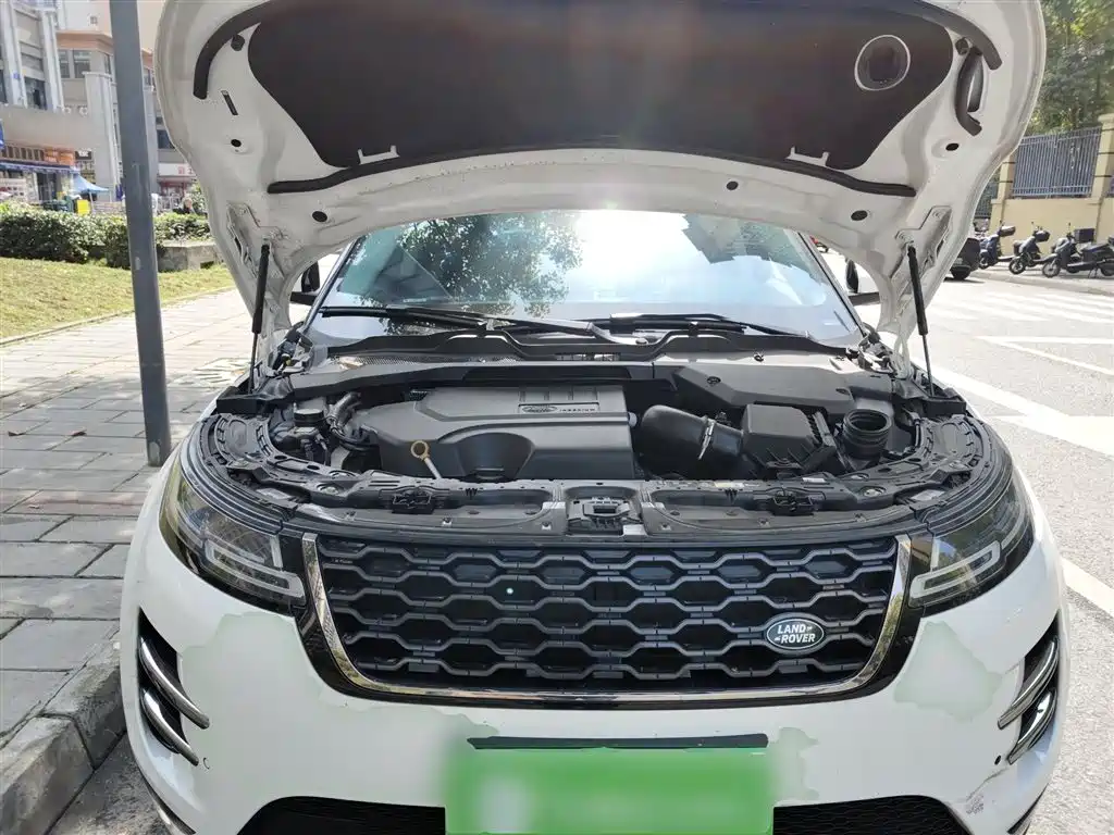 Land Rover Evoque 2022 — фото 16