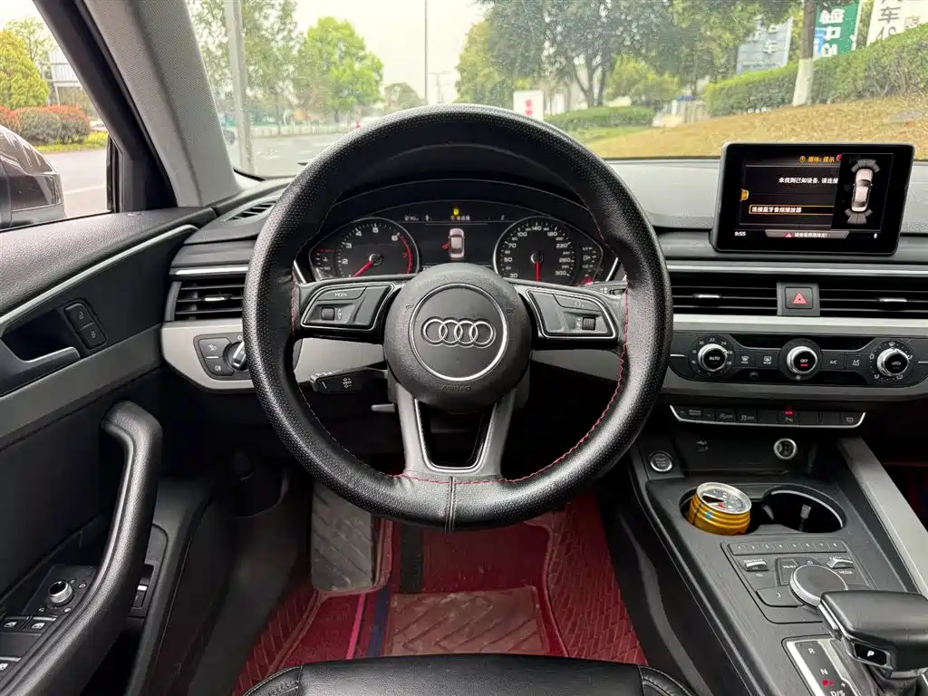 Audi A4L 2019 — фото 6