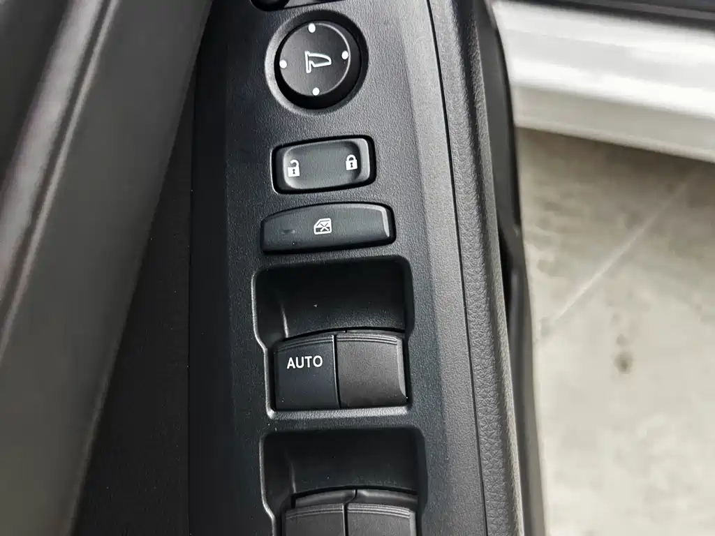 Honda Vezel 2023 — фото 12