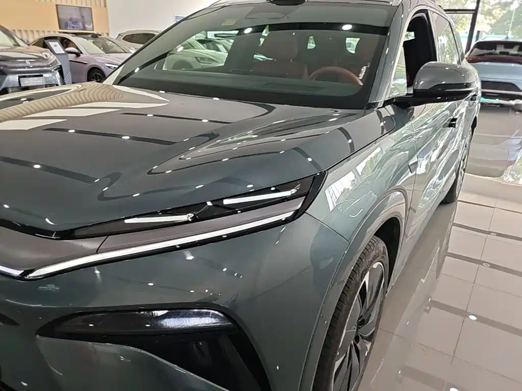 BYD Tang L 2025 — фото 24