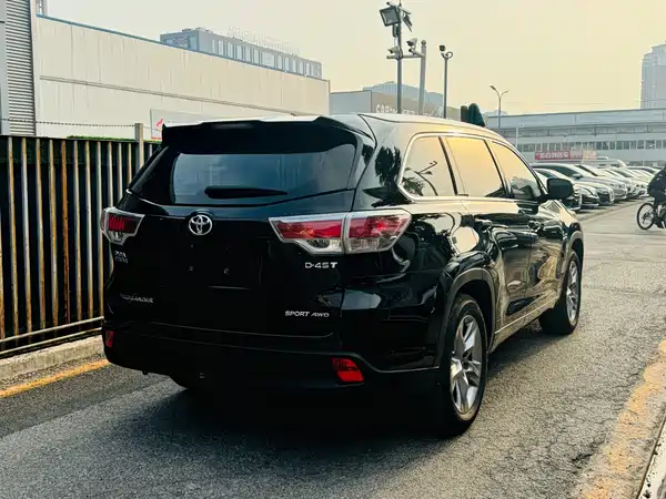 Toyota Highlander 2018