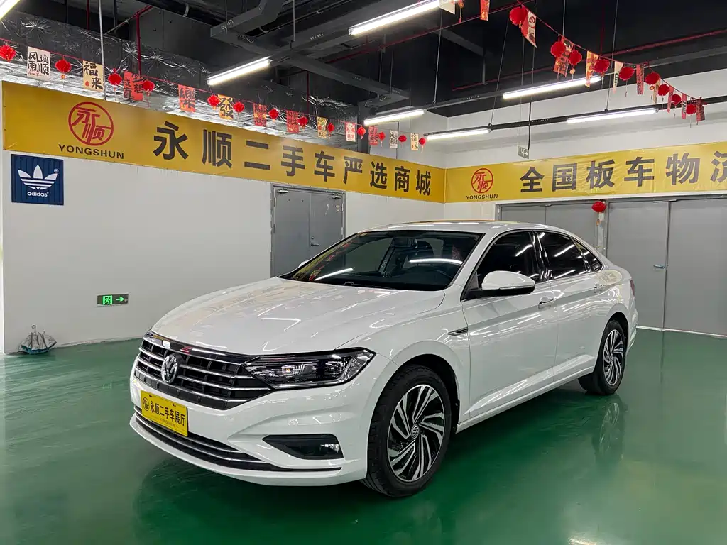 Volkswagen Sagitar 2022