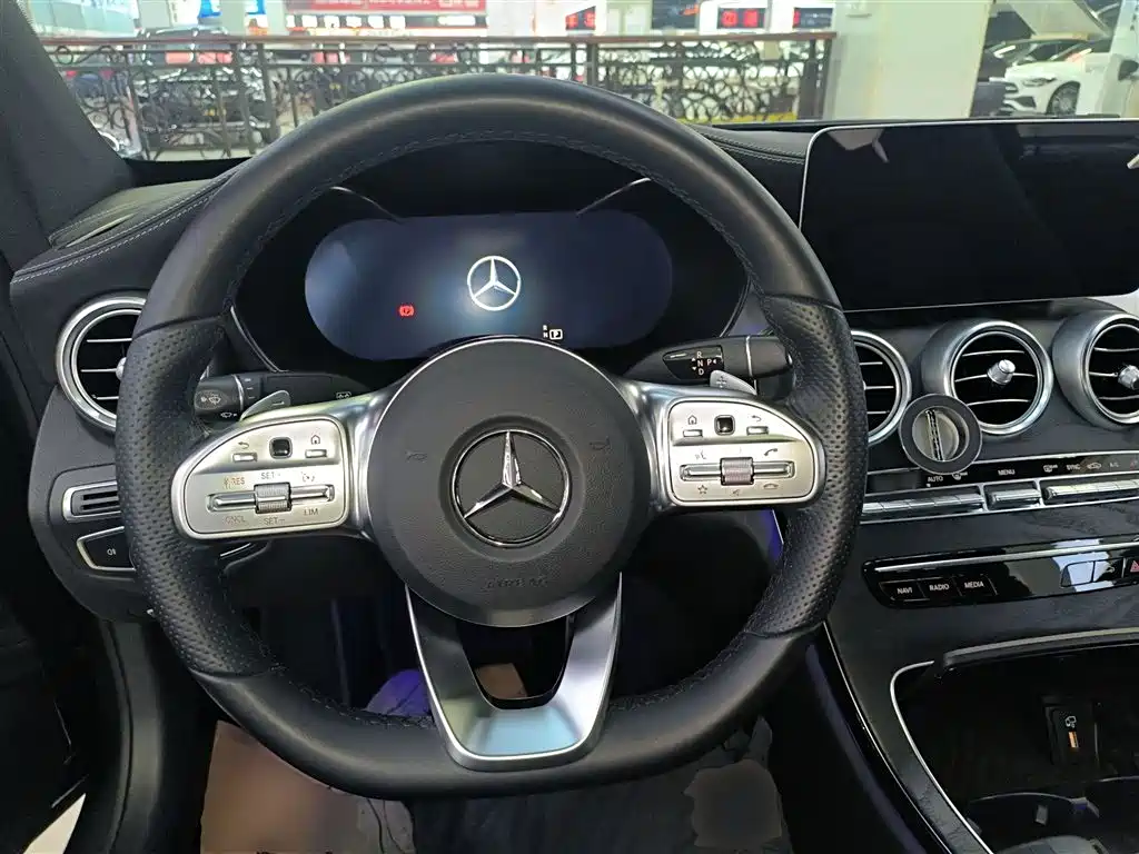 Mercedes-Benz C-Class 2021 — фото 11
