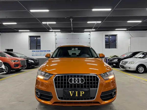 Audi Q3 2014