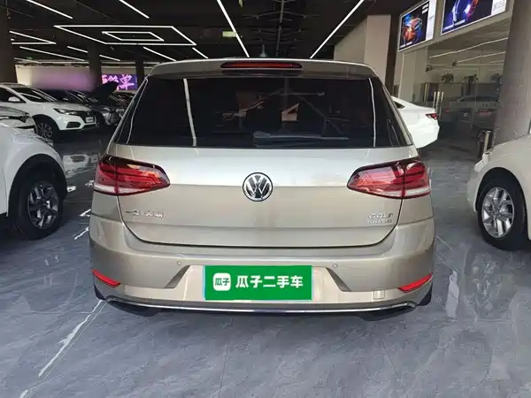 Volkswagen Golf 2020