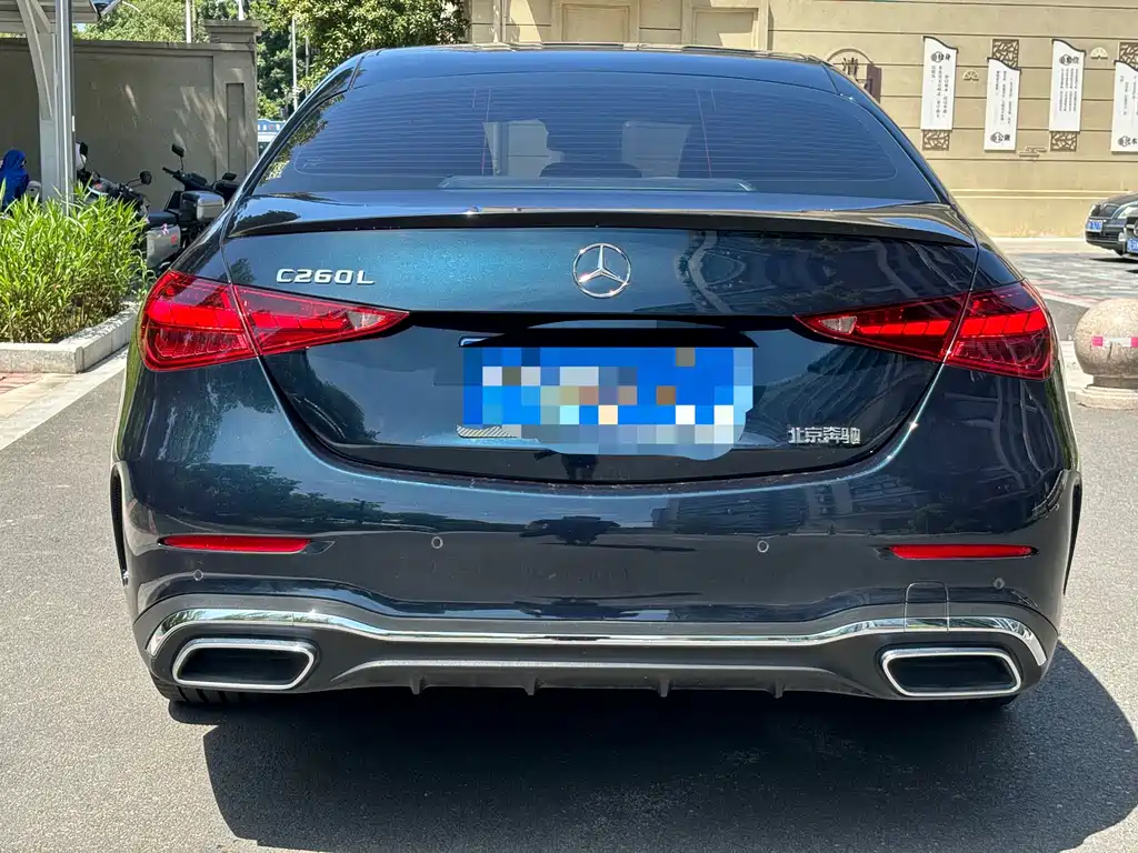 Mercedes-Benz C-Class 2023 — фото 17