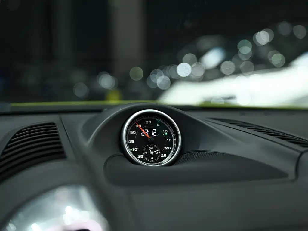 Porsche Cayenne 2015 — фото 12