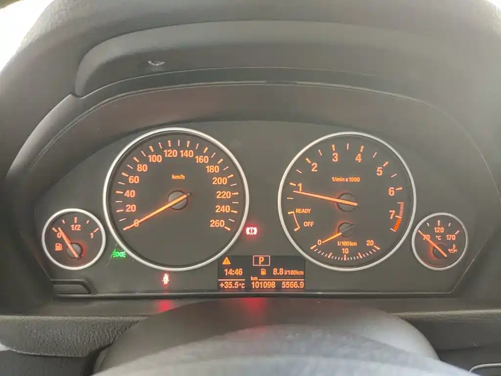 BMW 3 Series GT 2015 — фото 12
