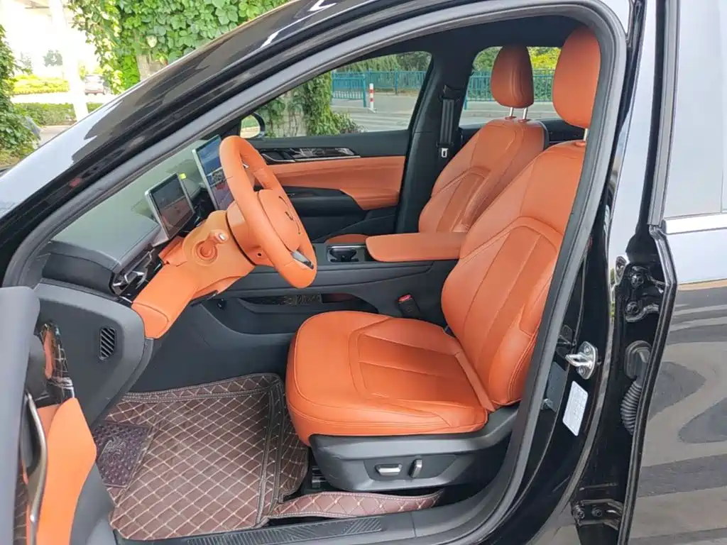 Wuling Starlight 2025 — фото 15