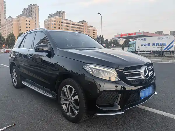 Mercedes-Benz GLE 2018