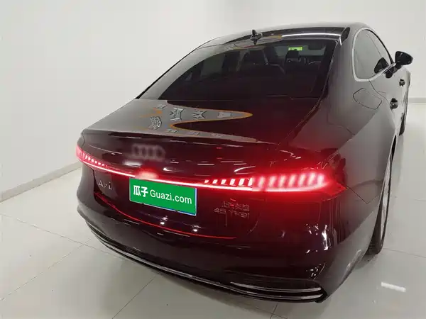 Audi A7L 2022