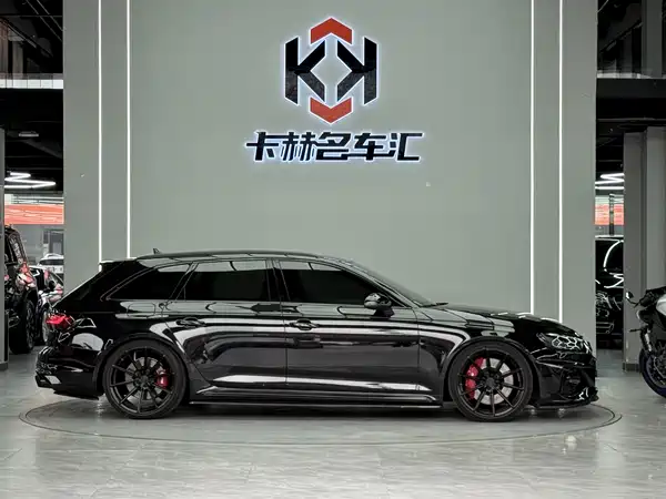 Audi RS 4 2024