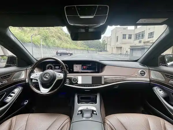 Mercedes-Benz S-Class 2020