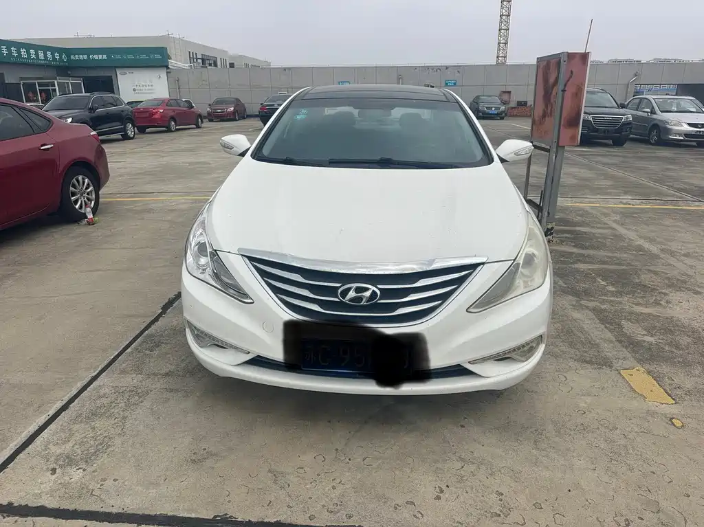 Hyundai Sonata 2014 — фото 2