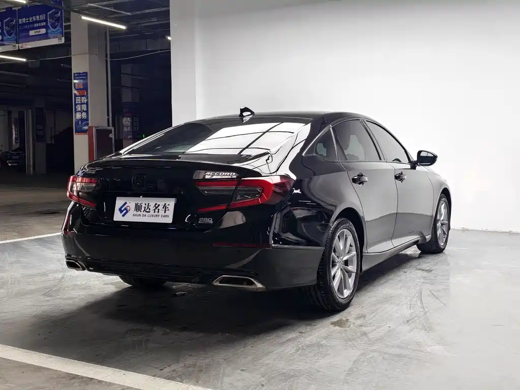 Honda Accord 2022 — фото 12