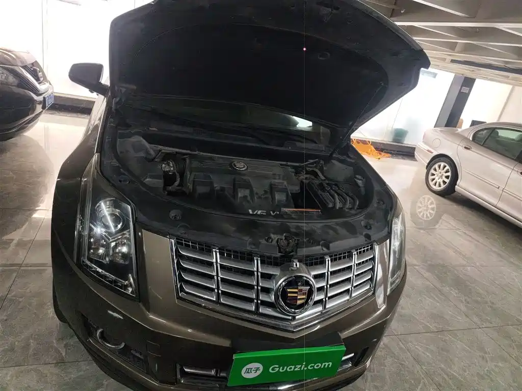 Cadillac SRX 2016 — фото 20