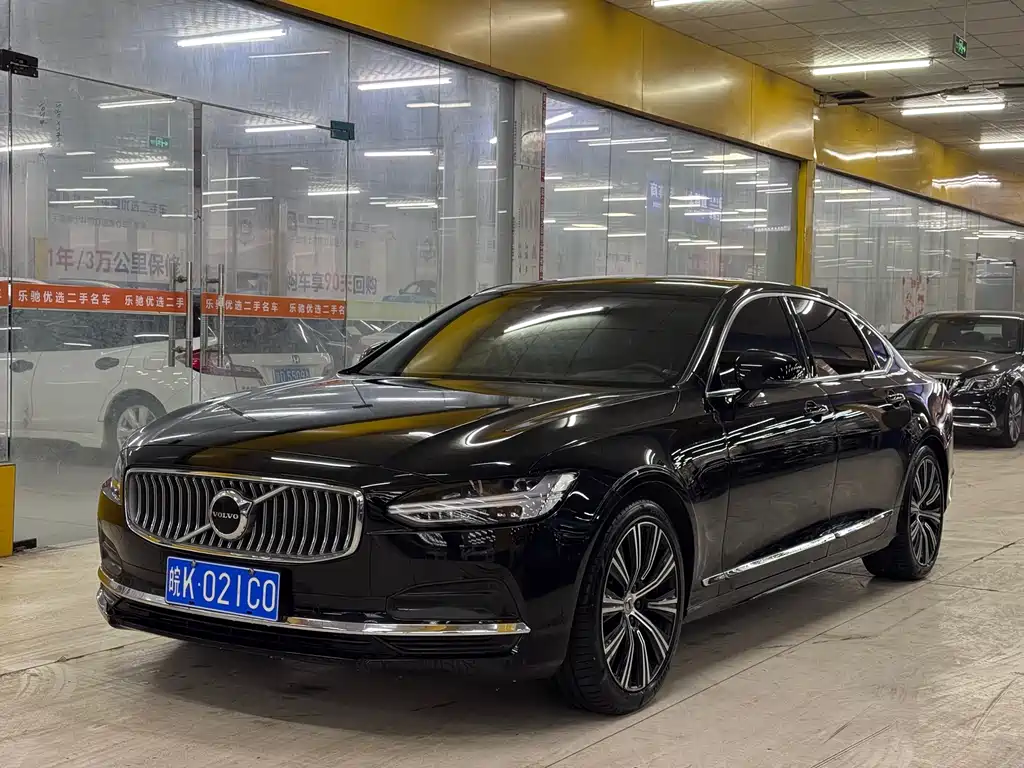Volvo S90 2023 — фото 1