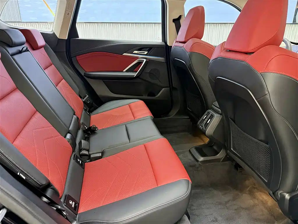 BMW X1 2024 — фото 19