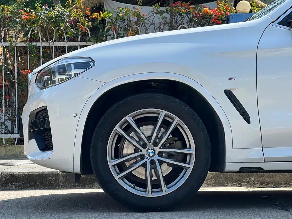 BMW X3 2020 — фото 20