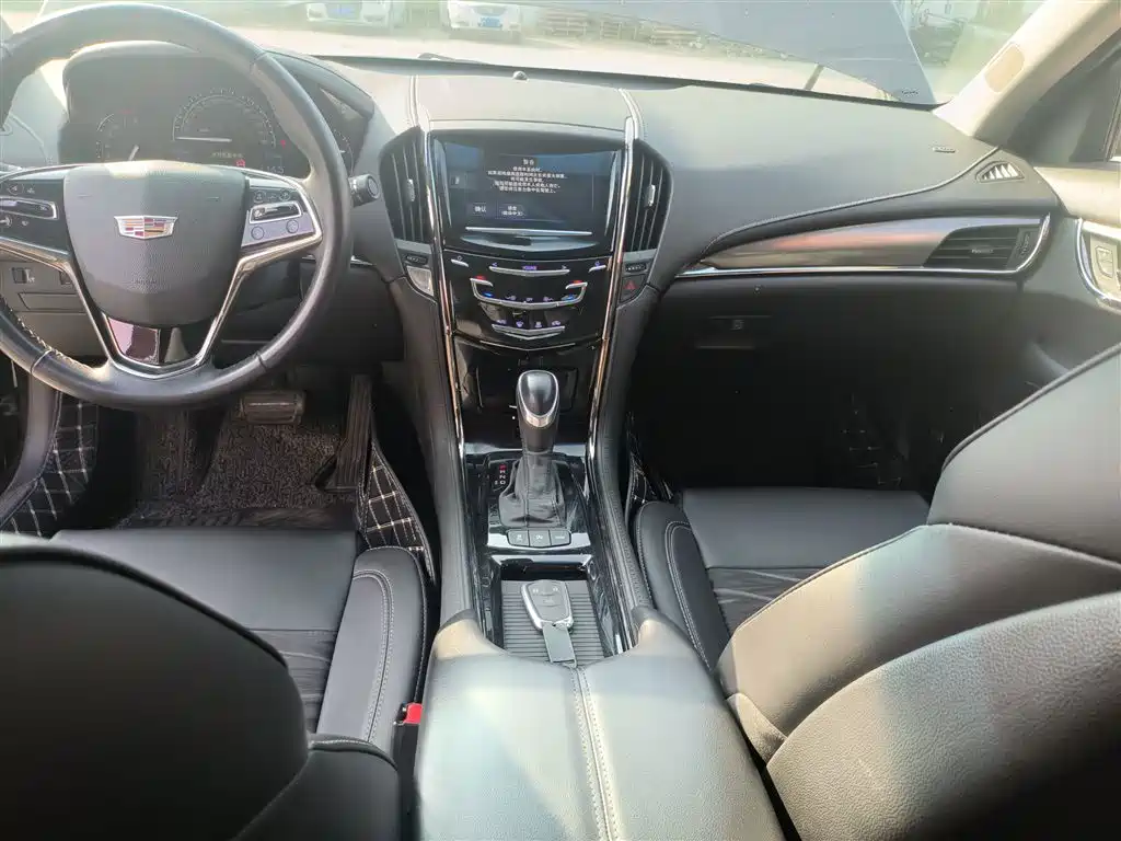 Cadillac ATS-L 2018 — фото 11