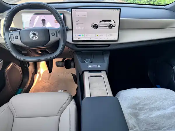 Volvo XC70 Plug-In Hybrid 2026