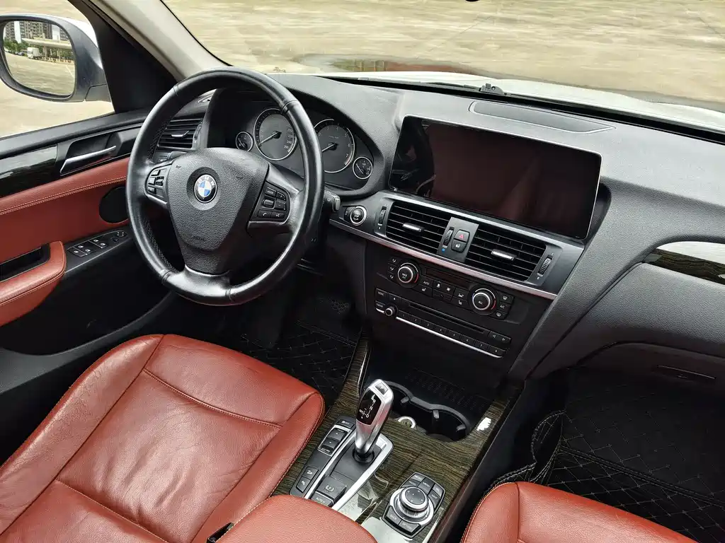 BMW X3 2013 — фото 13