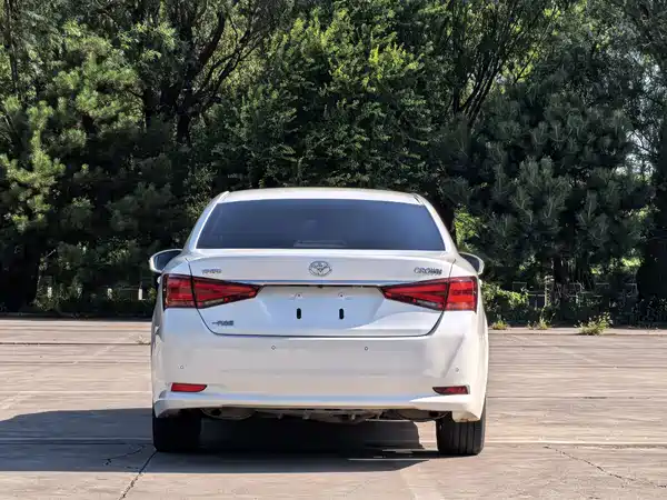 Toyota Crown 2017
