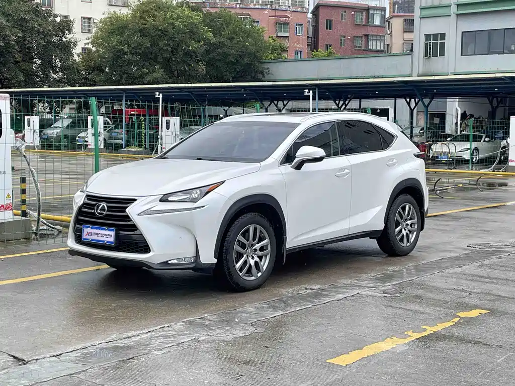 Lexus NX 2016