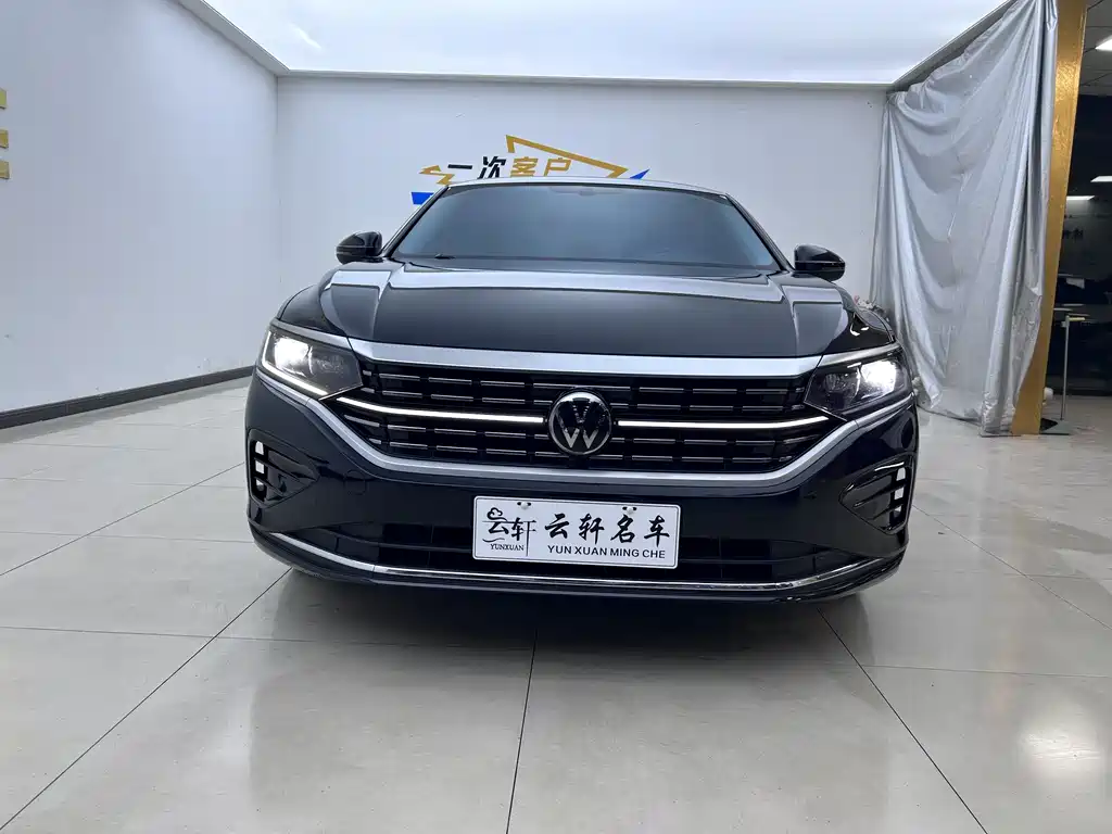 Volkswagen Passat 2023