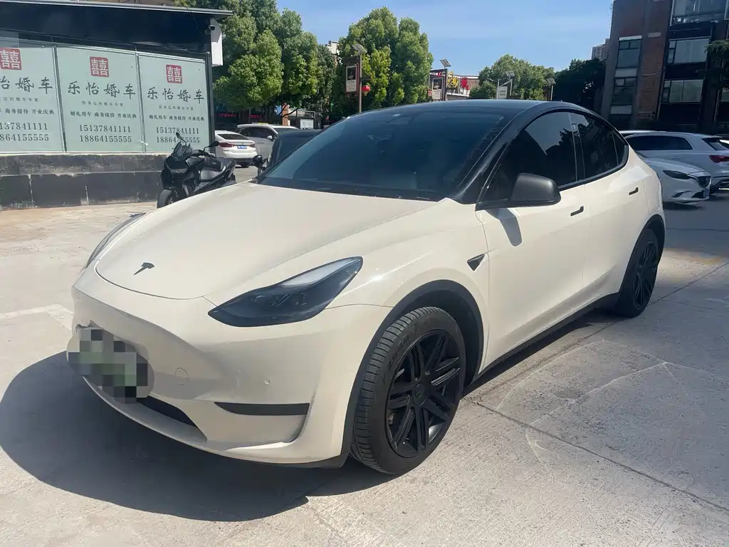 Tesla Model Y 2022 — фото 1