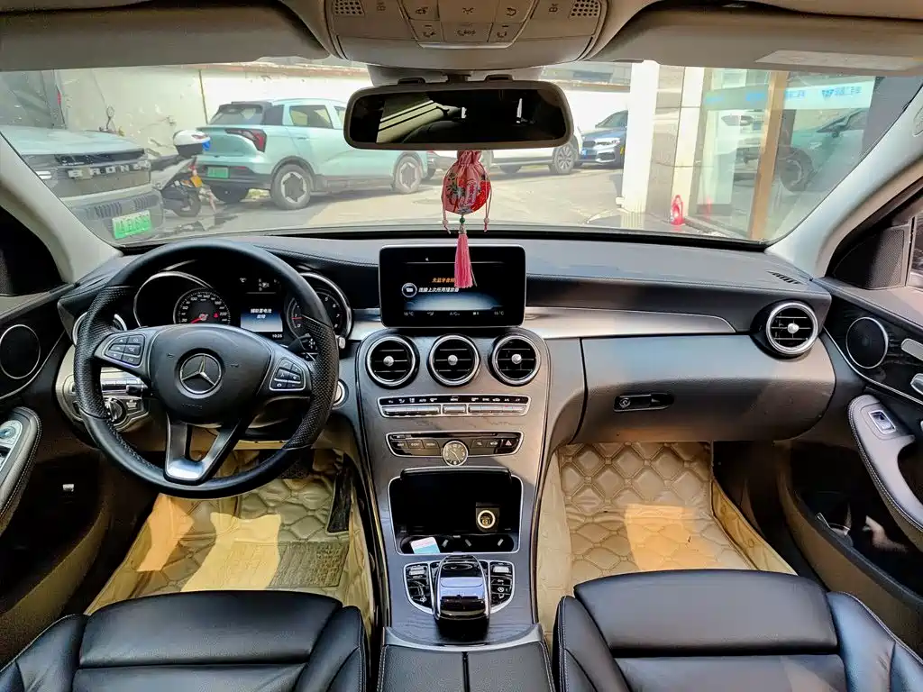 Mercedes-Benz C-Class 2015 — фото 10