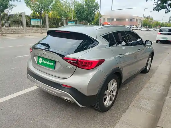 Infiniti QX30 2018