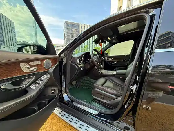 Mercedes-Benz GLC 2020