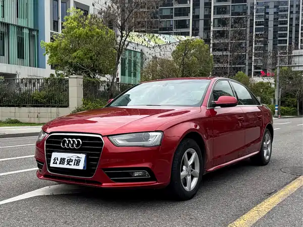 Audi A4L 2013